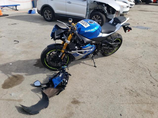 Image 2 of 2023 SUZUKI GSX-R1000 R 2023 with VIN JS1DM11M3P7100151