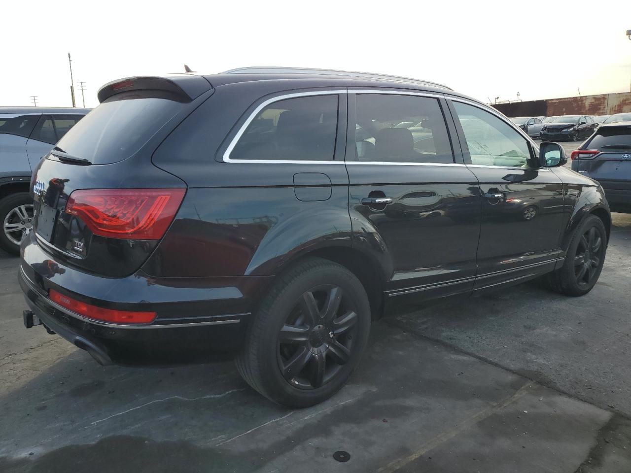 Obraz 3 z 2012 AUDI Q7 PRESTIGE 2012 z VIN WA1VMAFE9CD010519