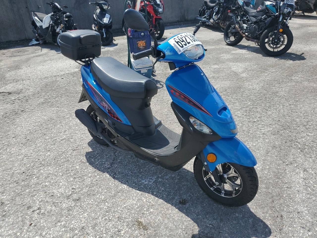 2022 JBLC SCOOTER 2022 image