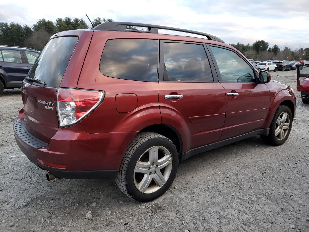 Obraz 3 z 2010 SUBARU FORESTER 2.5X PREMIUM 2010 z VIN JF2SH6CC6AH755474
