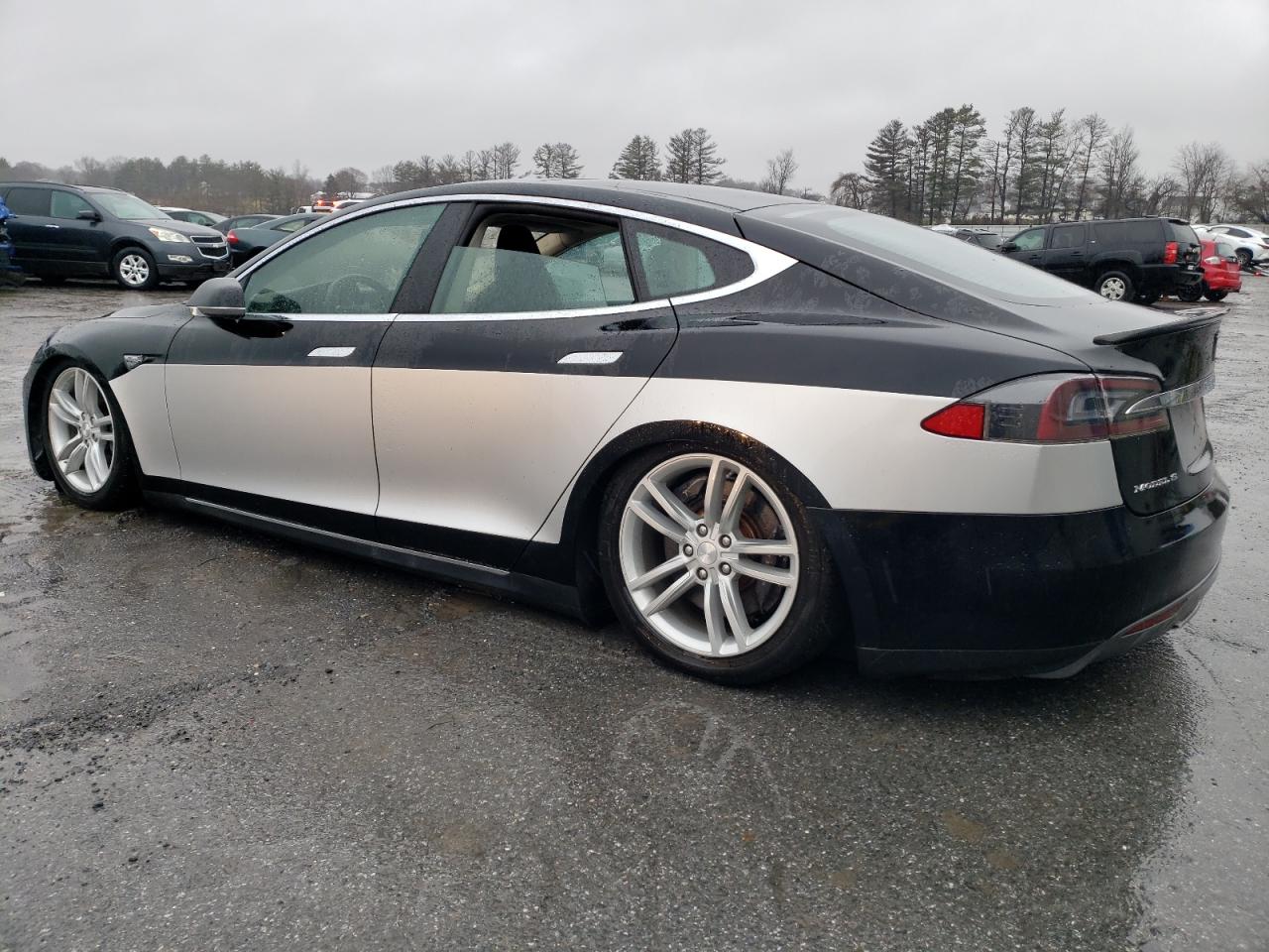 Image 2 of 2012 TESLA MODEL S  2012 with VIN 5YJSA1DP6CFS00664