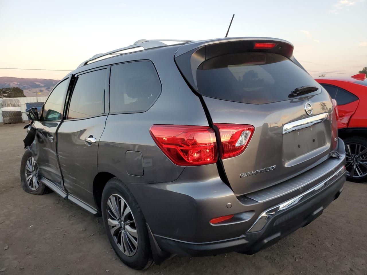 Image 2 of 2018 NISSAN PATHFINDER S 2018 with VIN 5N1DR2MN4JC664032