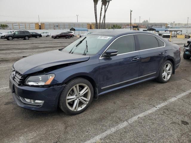 Изображение 1 2015 VOLKSWAGEN PASSAT SEL 2015 с VIN 1VWCV7A33FC017850