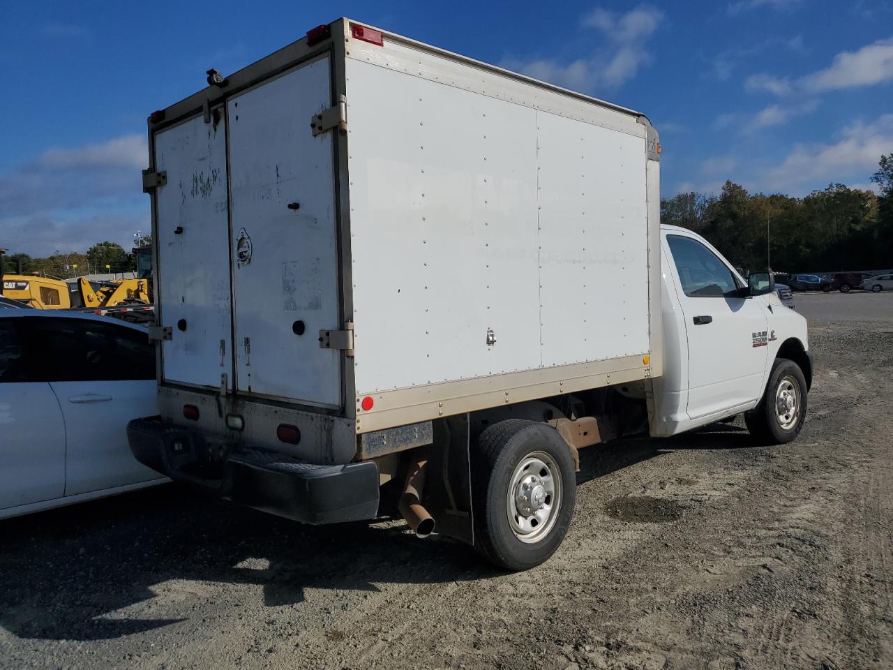 Image 3 of 2014 RAM 2500 ST 2014 with VIN 3C6MR4AL1EG328013