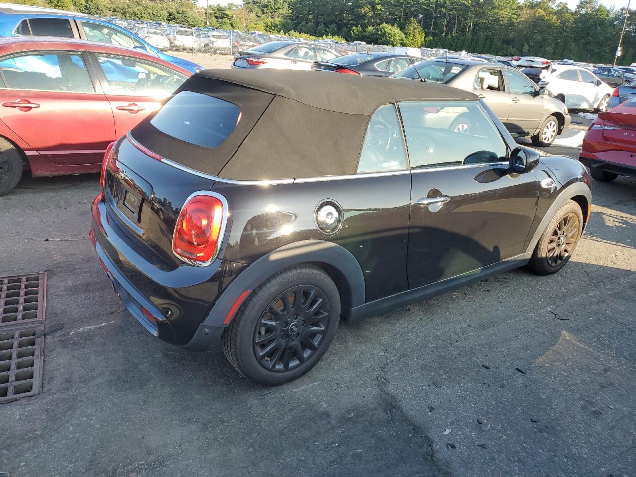 Image 3 of 2020 MINI COOPER S 2020 with VIN WMWWJ5C00L3L03375