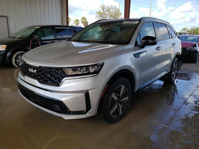 Obraz 1 z 2022 KIA SORENTO EX 2022 z VIN 5XYRH4LF4NG132820