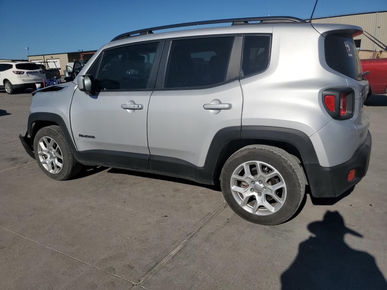 Image 2 of 2018 JEEP RENEGADE LATITUDE 2018 with VIN ZACCJABB3JPJ36257