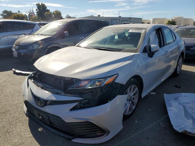 Obraz 1 z 2022 TOYOTA CAMRY LE 2022 z VIN 4T1C11AK5NU014245