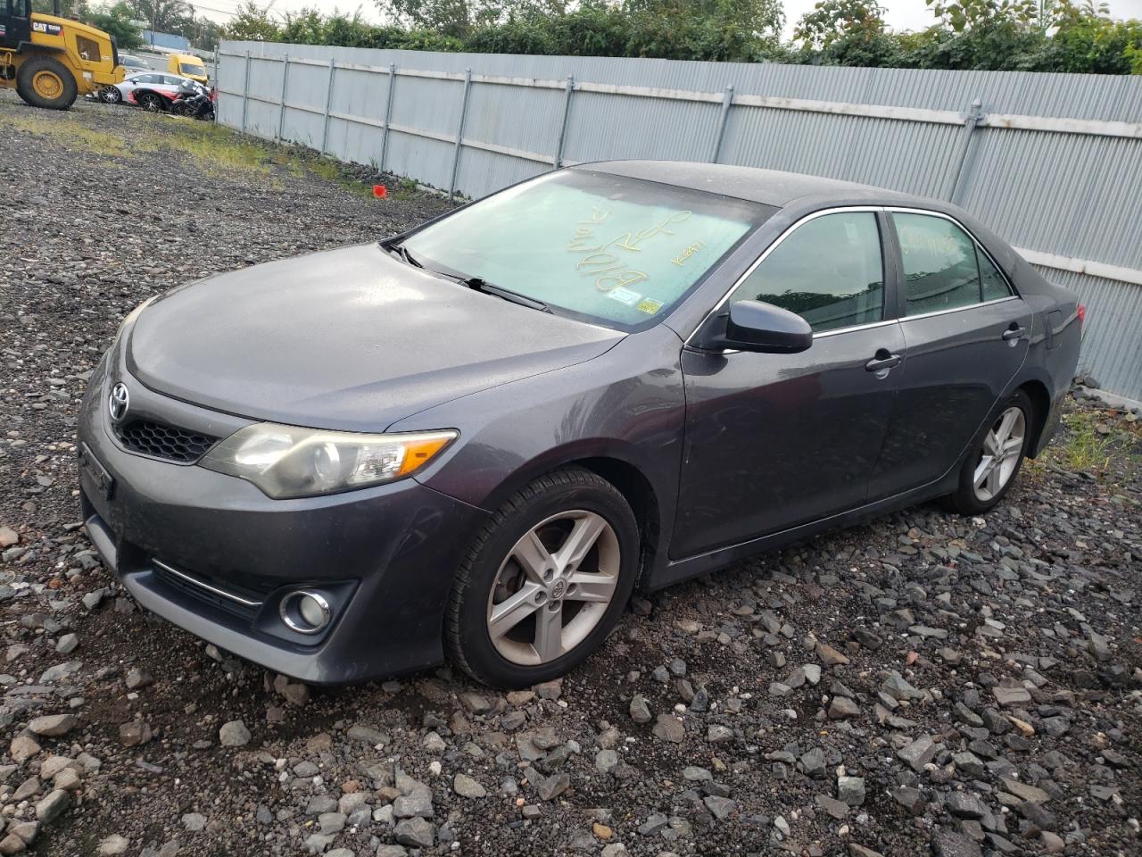 Obraz 1 z 2012 TOYOTA CAMRY BASE 2012 z VIN 4T1BF1FK4CU132841