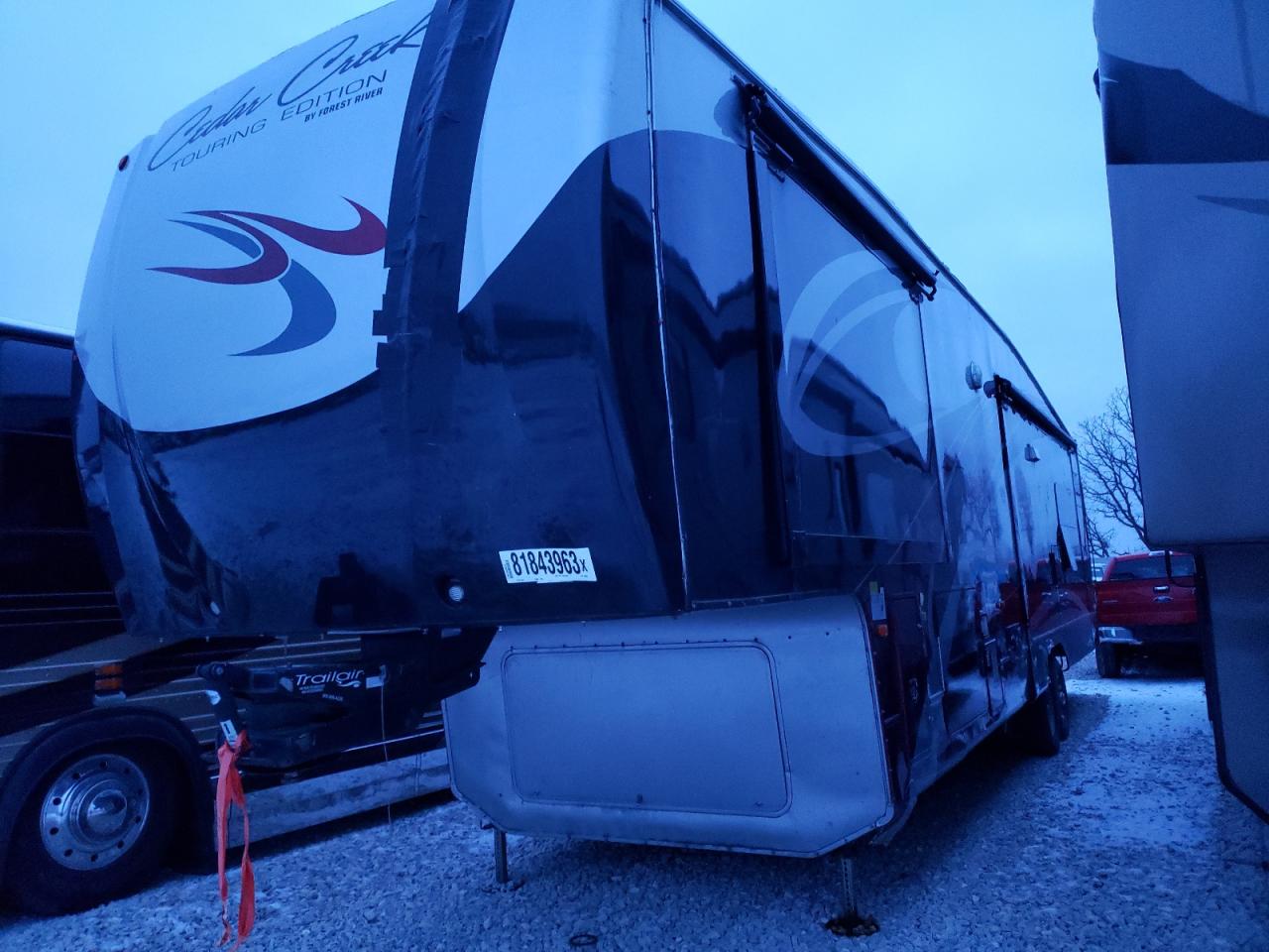 Image 2 of 2011 WILDWOOD CEDARCREEK 2011 with VIN 4X4FCRM2XRS204498