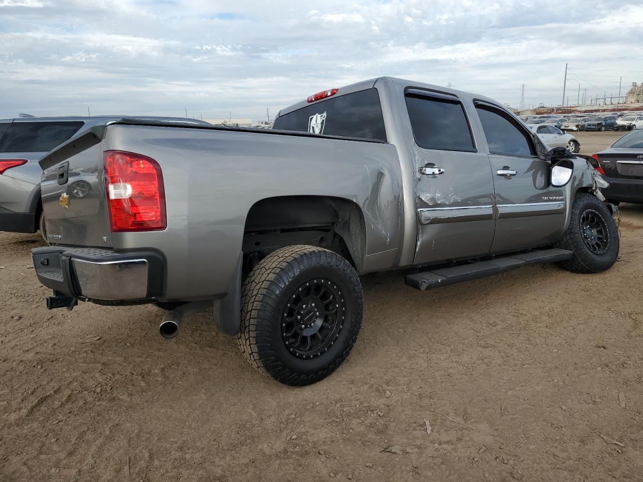 Image 3 of 2013 CHEVROLET SILVERADO C1500 LT 2013 with VIN 3GCPCSE06DG155101
