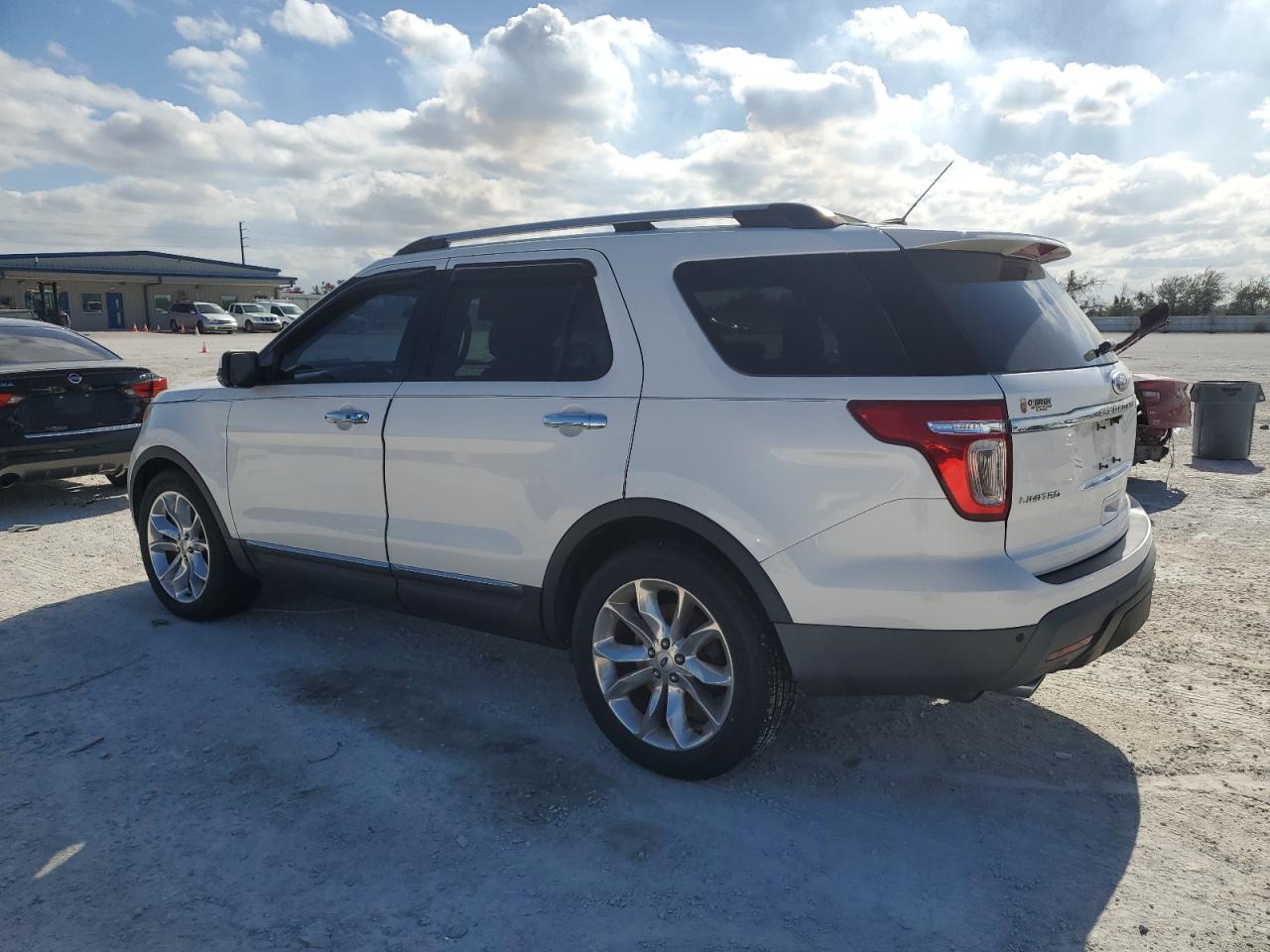 Изображение 2 2013 FORD EXPLORER LIMITED 2013 с VIN 1FM5K7F86DGC48039