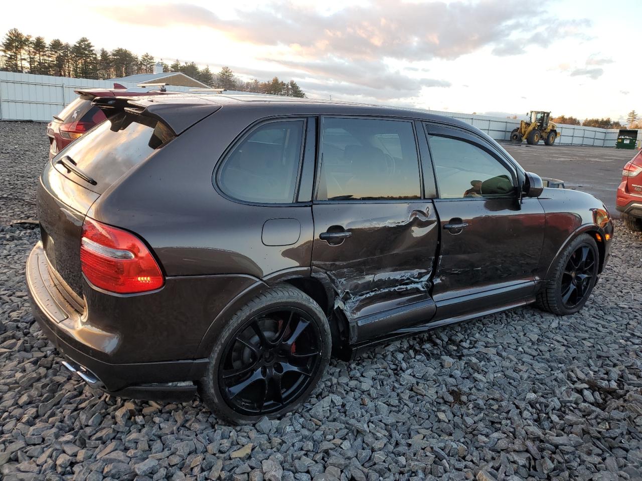 Image 3 of 2009 PORSCHE CAYENNE GTS 2009 with VIN WP1AD29P99LA63659