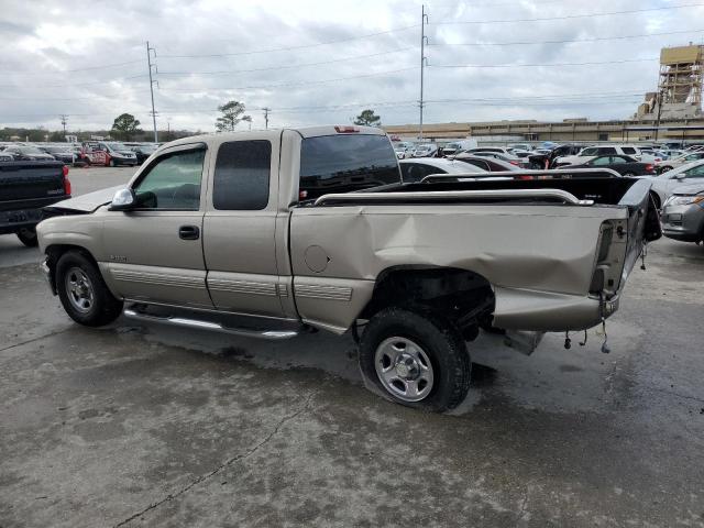 Image 2 of 2000 CHEVROLET SILVERADO C1500 2000 with VIN 1GCEC19W8YZ307837