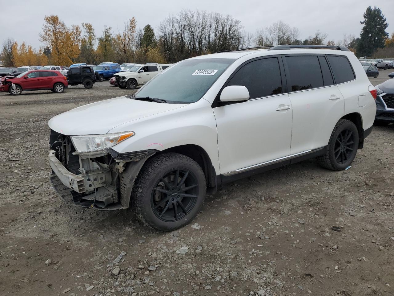 Изображение 1 2013 TOYOTA HIGHLANDER BASE 2013 с VIN 5TDBK3EH1DS227686