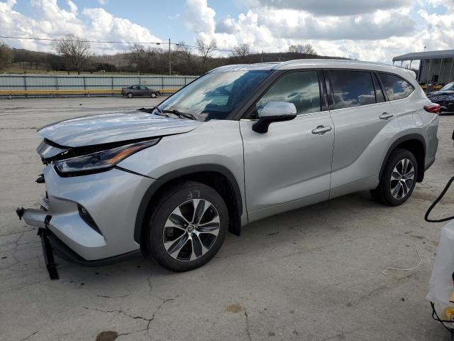 Изображение 2021 TOYOTA HIGHLANDER XLE 2021
