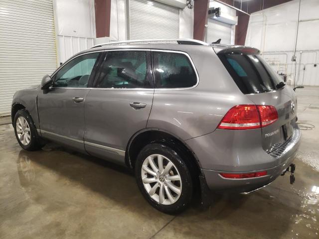Image 2 of 2012 VOLKSWAGEN TOUAREG V6 TDI 2012 with VIN WVGEK9BP7CD006126