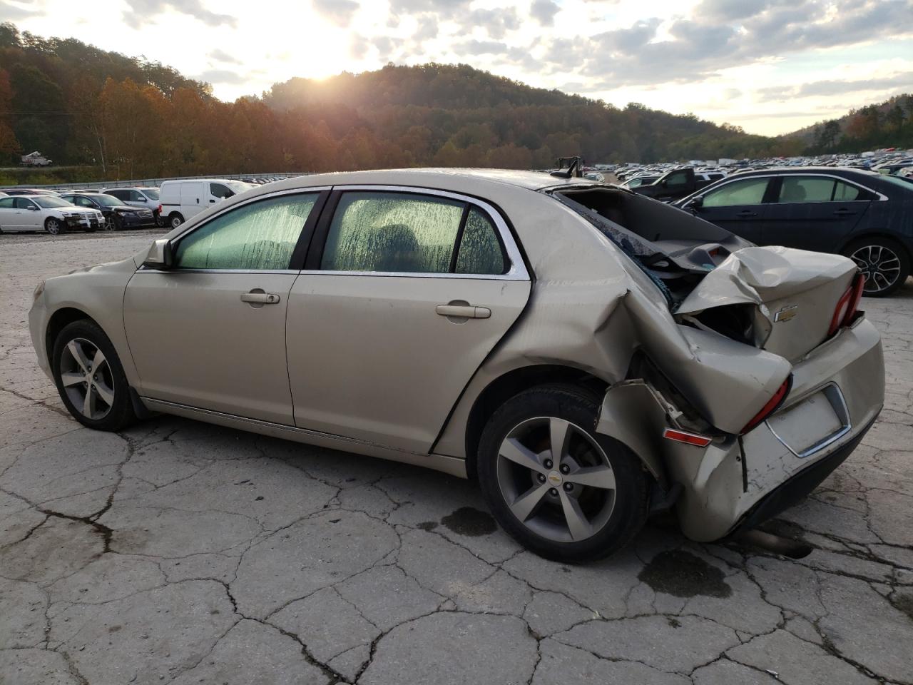 Obraz 2 z 2011 CHEVROLET MALIBU 1LT 2011 z VIN 1G1ZC5E16BF200046
