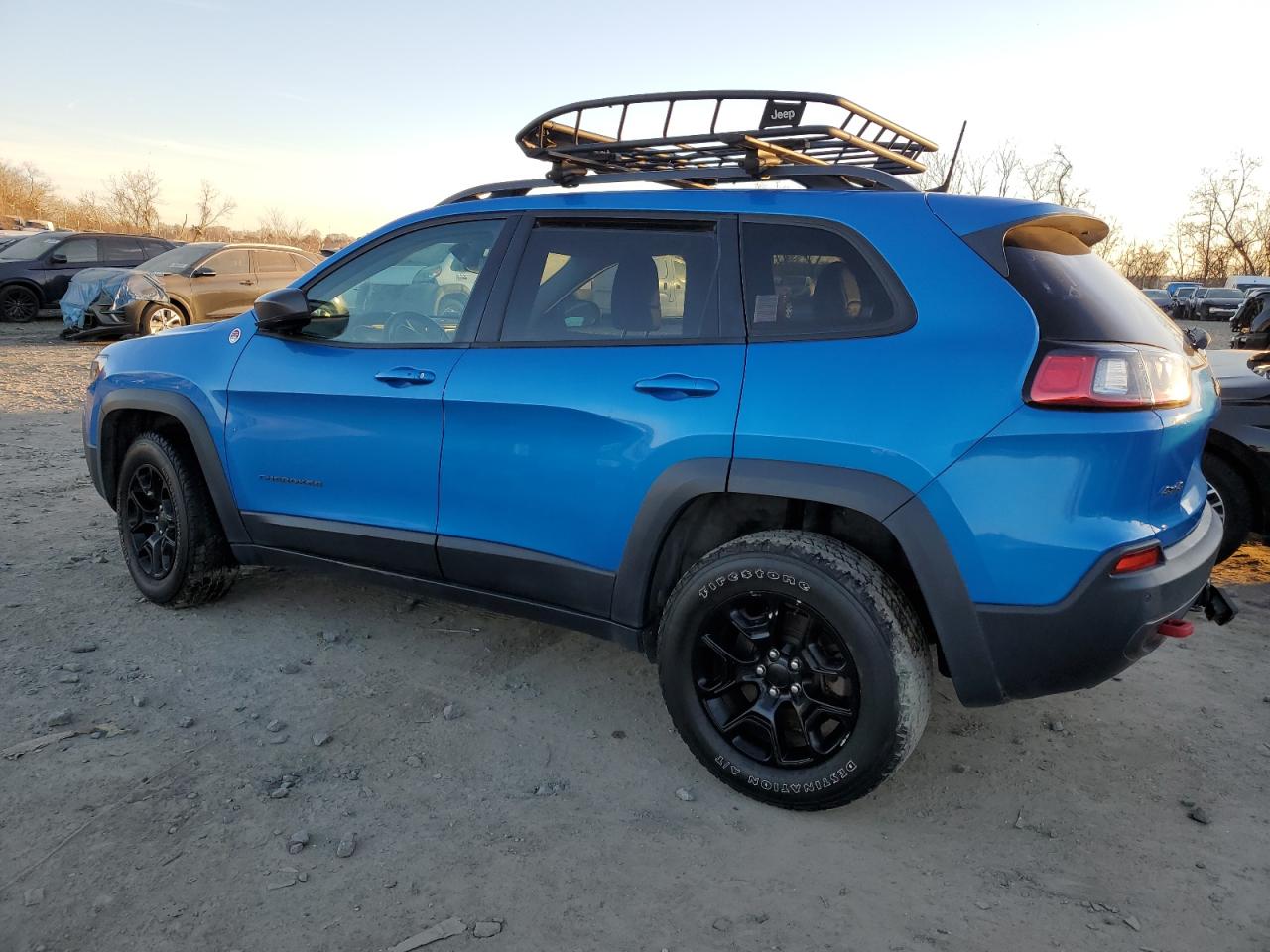Obraz 2 z 2019 JEEP CHEROKEE TRAILHAWK 2019 z VIN 1C4PJMBN0KD192737