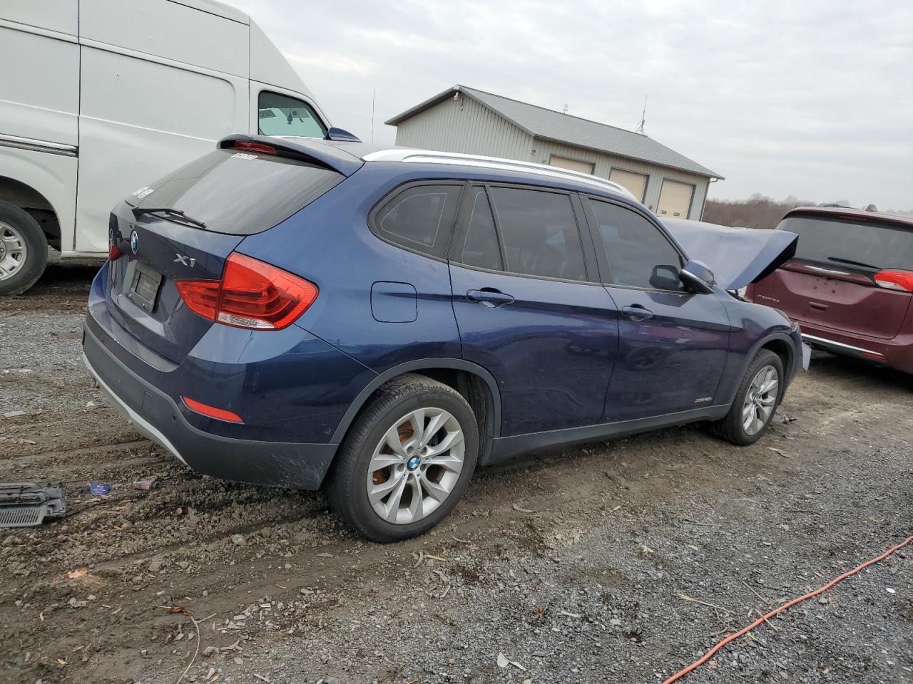 Изображение 3 2014 BMW X1 XDRIVE28I 2014 с VIN WBAVL1C51EVY18659