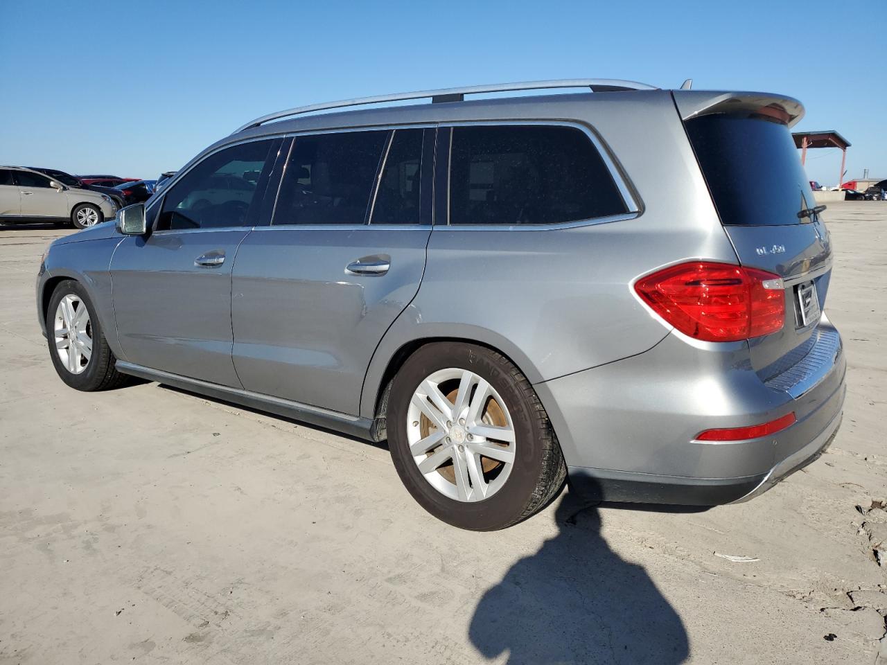 Image 2 of 2014 MERCEDES-BENZ GL 450 4MATIC 2014 with VIN 4JGDF7CE2EA324712