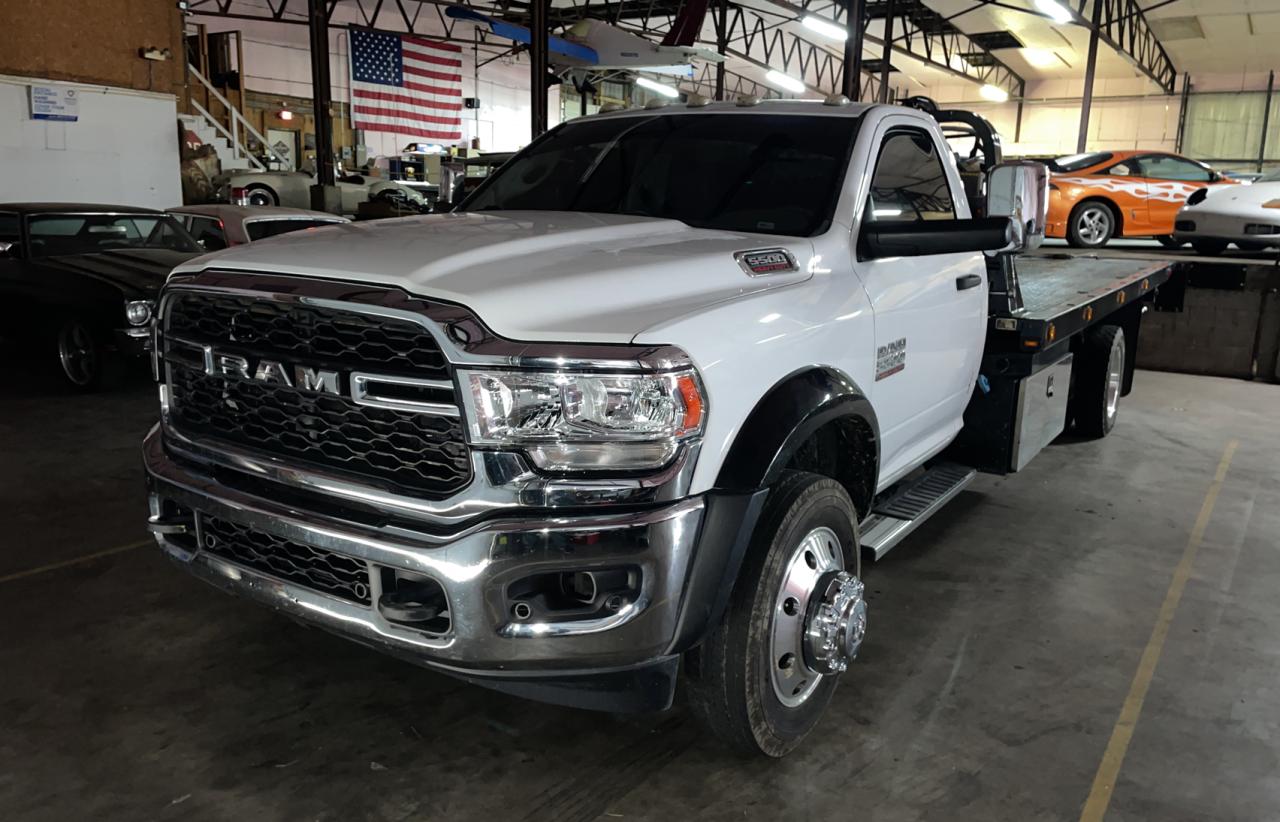 Obraz 2 z 2015 RAM 5500  2015 z VIN 3C7WRMBL8FG653469