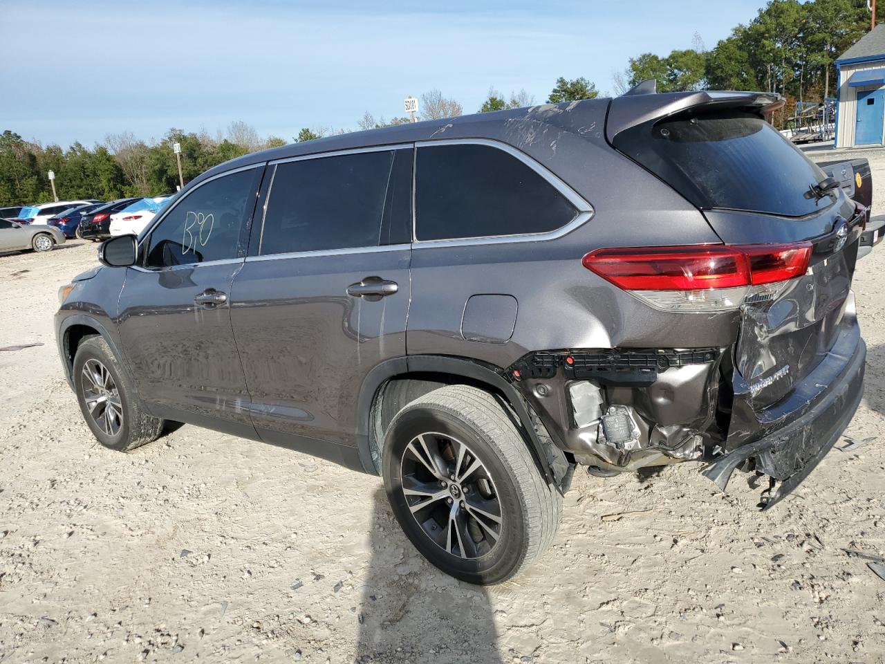 Изображение 2 2019 TOYOTA HIGHLANDER LE 2019 с VIN 5TDZZRFH2KS357548