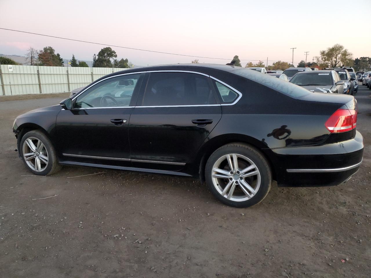 Obraz 2 z 2012 VOLKSWAGEN PASSAT SE 2012 z VIN 1VWBN7A35CC046077