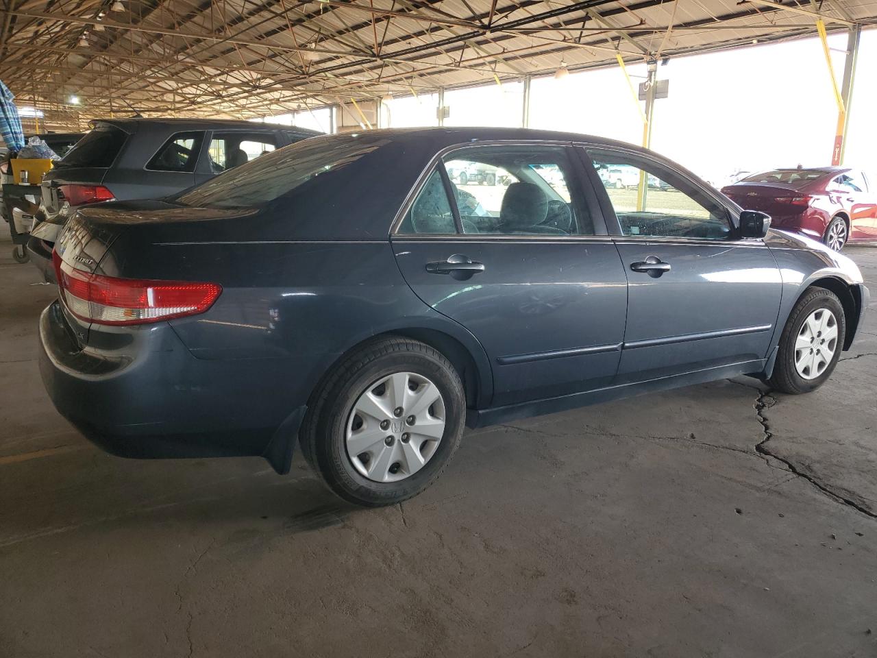 Image 3 of 2004 HONDA ACCORD LX 2004 with VIN 1HGCM56304A125680