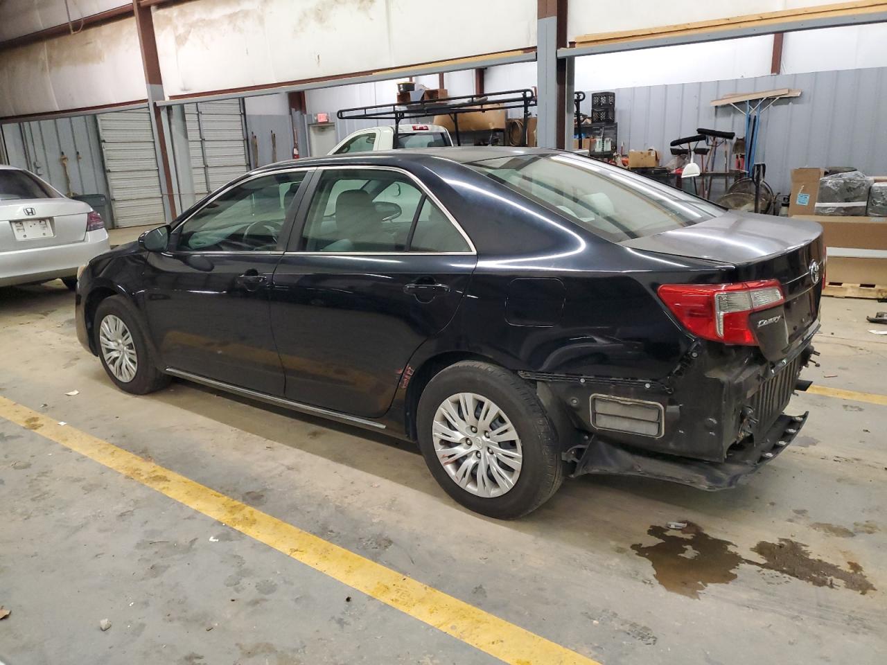 Image 2 of 2013 TOYOTA CAMRY L 2013 with VIN 4T4BF1FK9DR309973