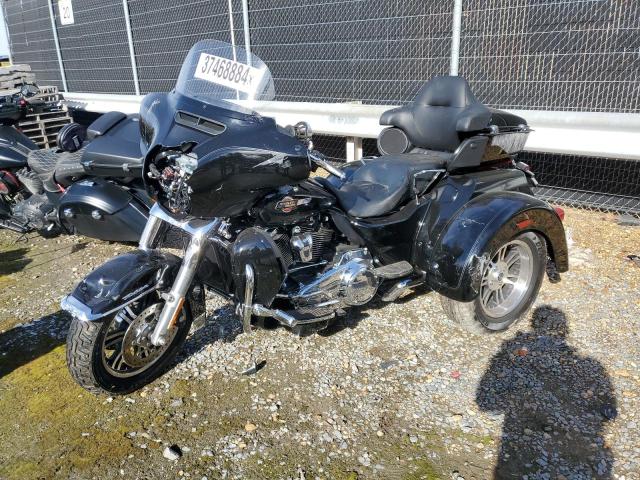 Image 2 of 2022 HARLEY-DAVIDSON FLHTCUTG  2022 with VIN 1HD1MAF11NB857095