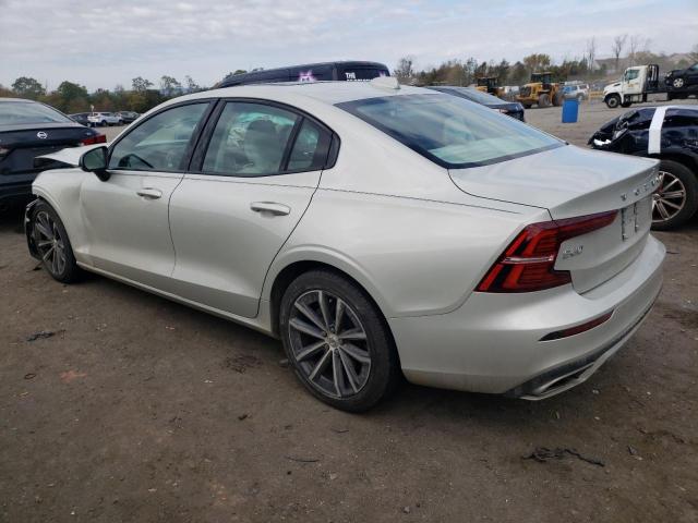 Obraz 2 z 2022 VOLVO S60 B5 MOMENTUM 2022 z VIN 7JRL12TZ1NG162638