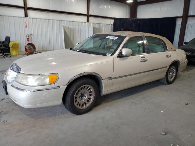 Obraz 1 z 2000 LINCOLN TOWN CAR CARTIER 2000 z VIN 1LNHM83W7YY877132