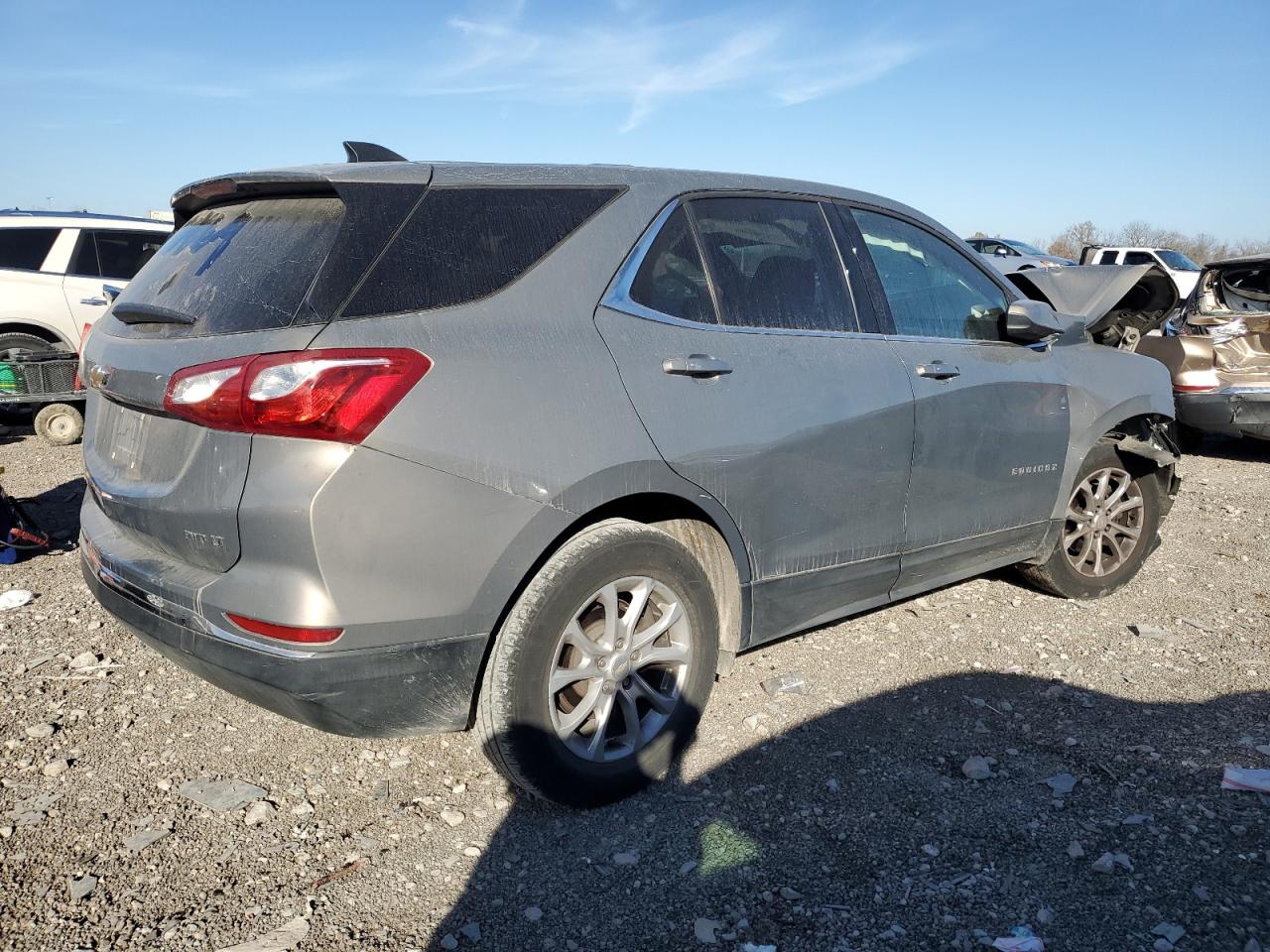 Image 3 of 2018 CHEVROLET EQUINOX LT 2018 with VIN 3GNAXSEV9JS525429