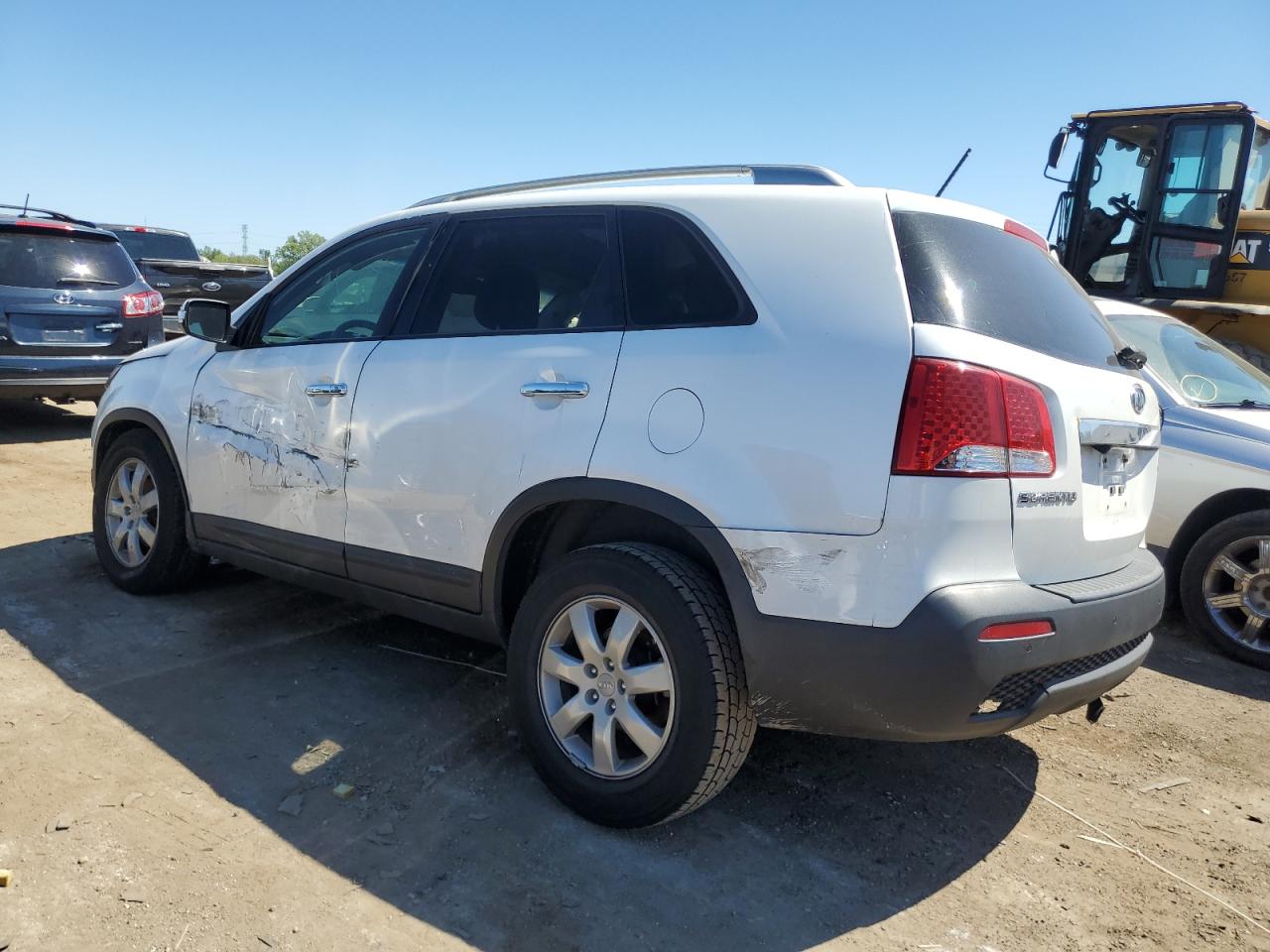 Image 2 of 2013 KIA SORENTO LX 2013 with VIN 5XYKT4A69DG390851