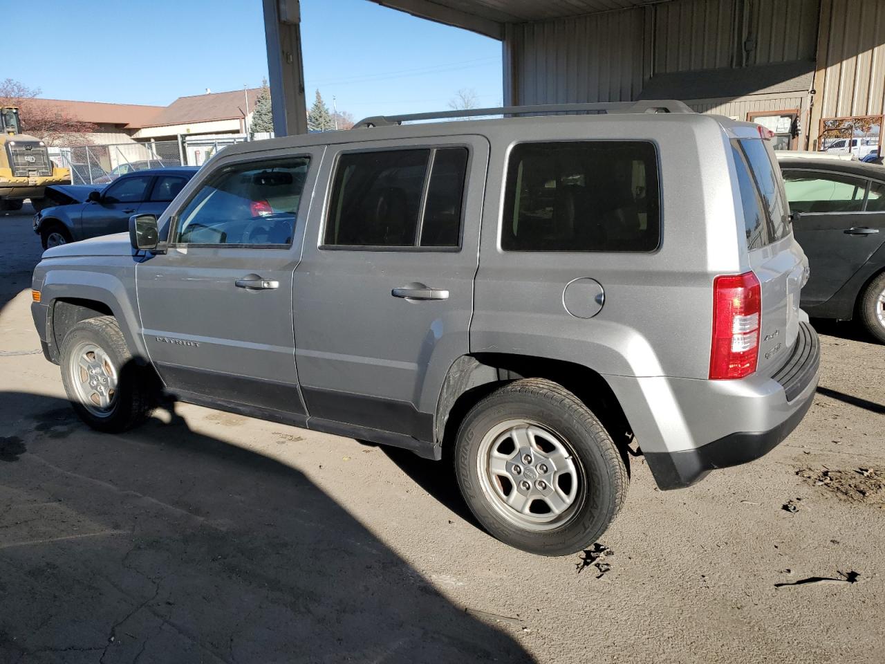 Image 2 of 2015 JEEP PATRIOT LATITUDE 2015 with VIN 1C4NJRFB5FD357076