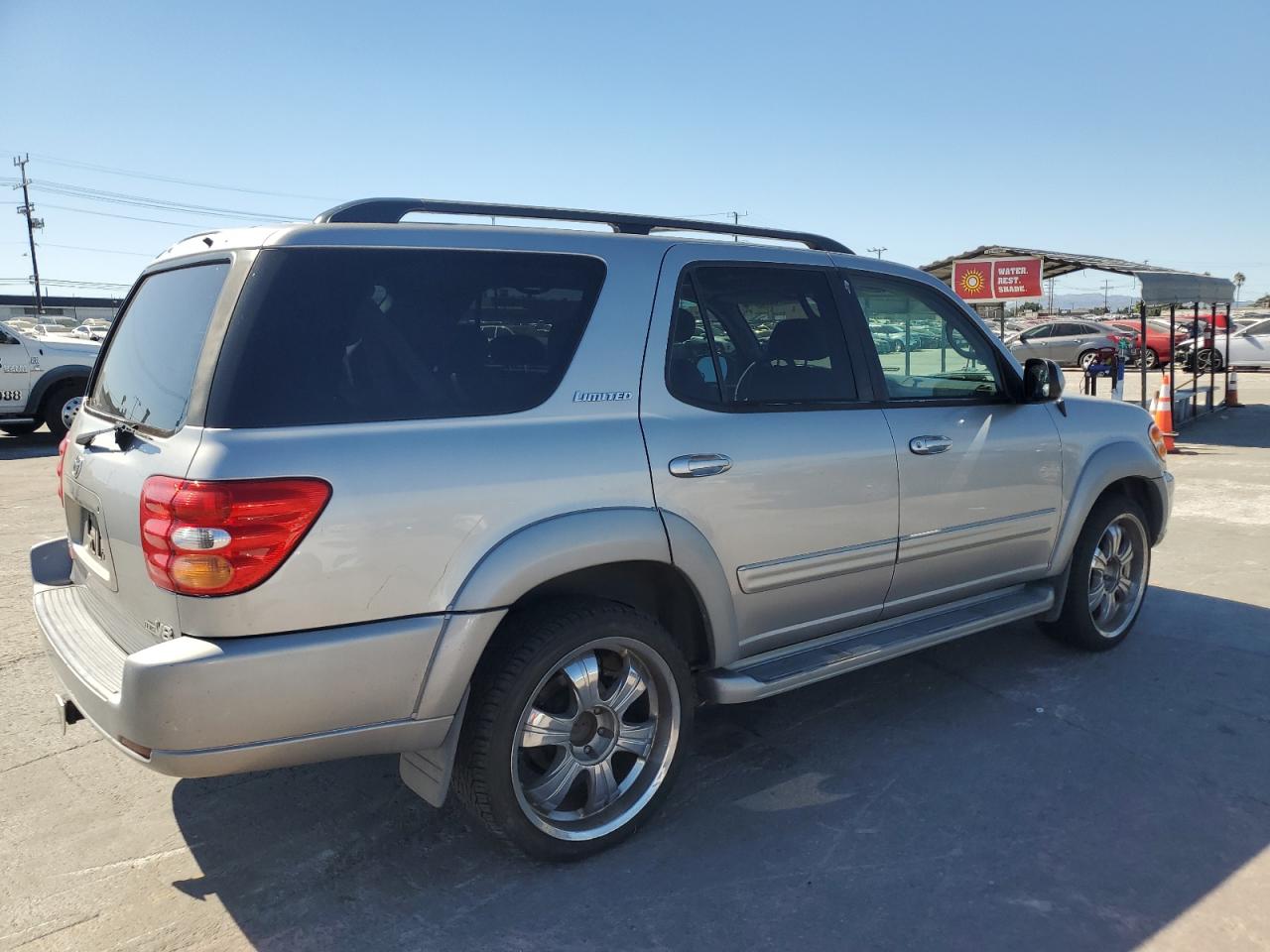 Image 3 of 2001 TOYOTA SEQUOIA LIMITED 2001 with VIN 5TDZT38A41S028220