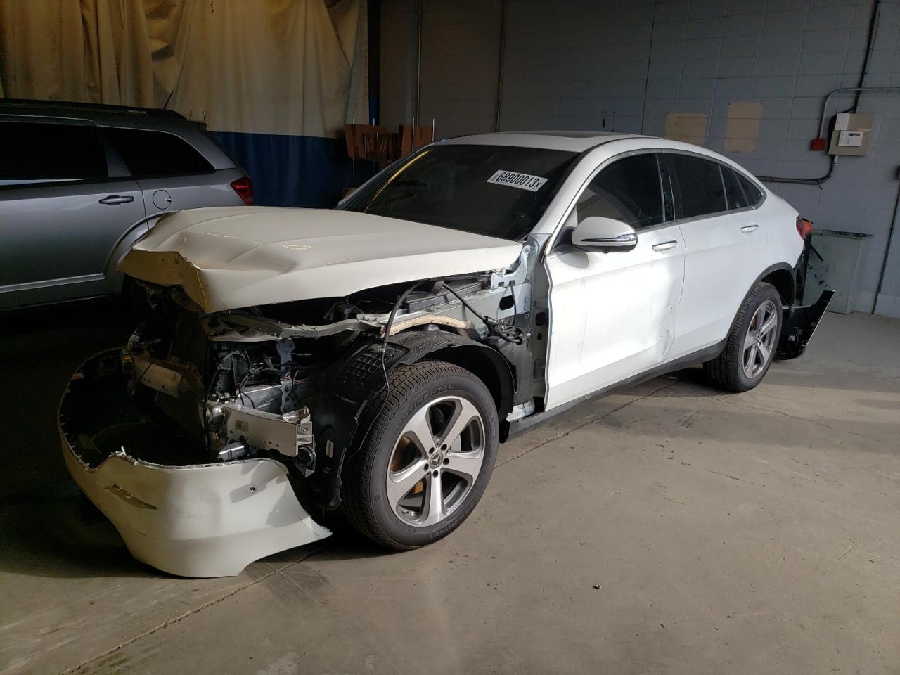 Obraz 1 z 2023 MERCEDES-BENZ GLC COUPE 300 4MATIC 2023 z VIN W1N0J8EB4PG165811