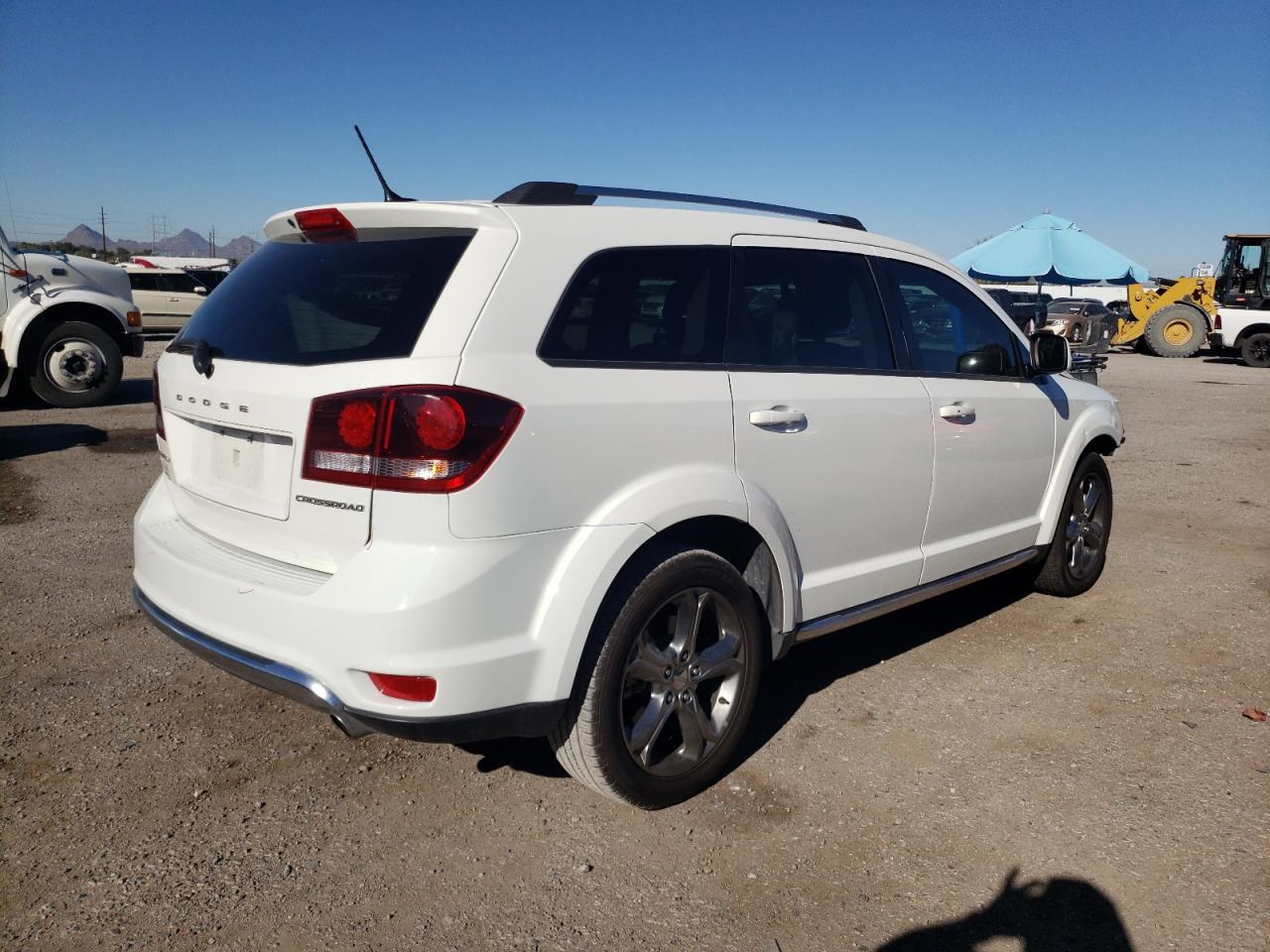 Image 3 of 2016 DODGE JOURNEY CROSSROAD 2016 with VIN 3C4PDCGG1GT212913