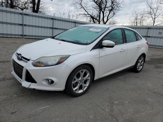Image 1 of 2013 FORD FOCUS TITANIUM 2013 with VIN 1FADP3J2XDL183111