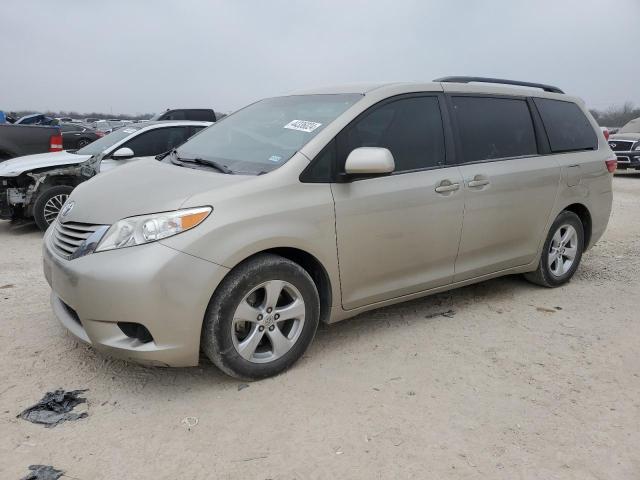 Obraz 1 z 2017 TOYOTA SIENNA LE 2017 z VIN 5TDKZ3DC7HS807080