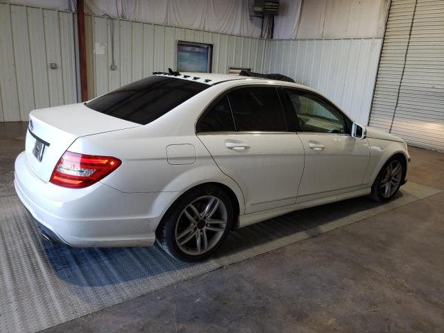 Obraz 3 z 2013 MERCEDES-BENZ C 300 4MATIC 2013 z VIN WDDGF8AB1DR254545