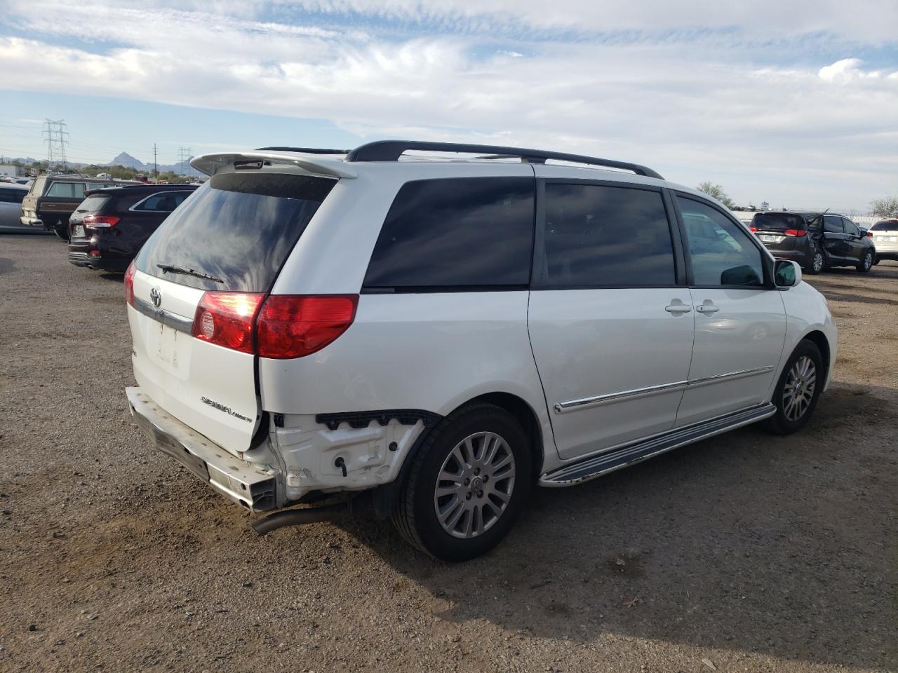 Image 3 of 2007 TOYOTA SIENNA XLE 2007 with VIN 5TDZK22C77S031838