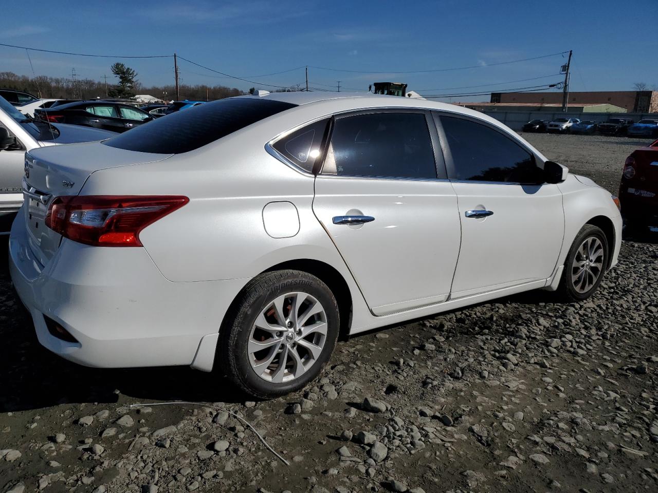 Obraz 3 z 2018 NISSAN SENTRA S 2018 z VIN 3N1AB7AP1JY296692