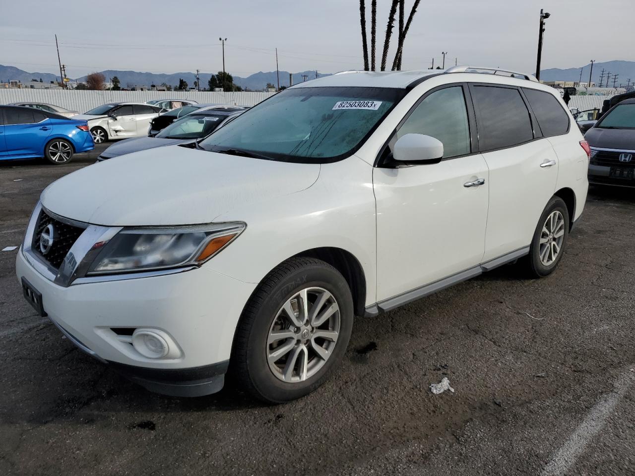 Image 1 of 2016 NISSAN PATHFINDER S 2016 with VIN 5N1AR2MM1GC649863