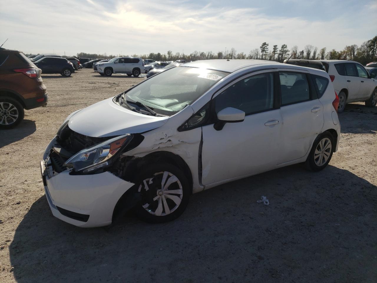 Изображение 1 2018 NISSAN VERSA NOTE S 2018 с VIN 3N1CE2CP9JL368249