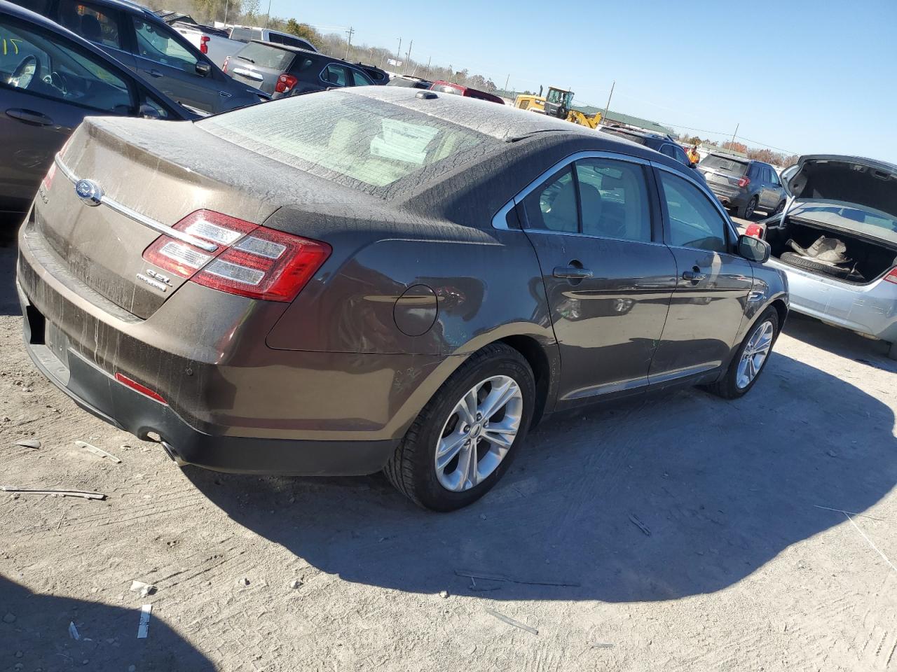 Image 3 of 2015 FORD TAURUS SEL 2015 with VIN 1FAHP2E86FG179871