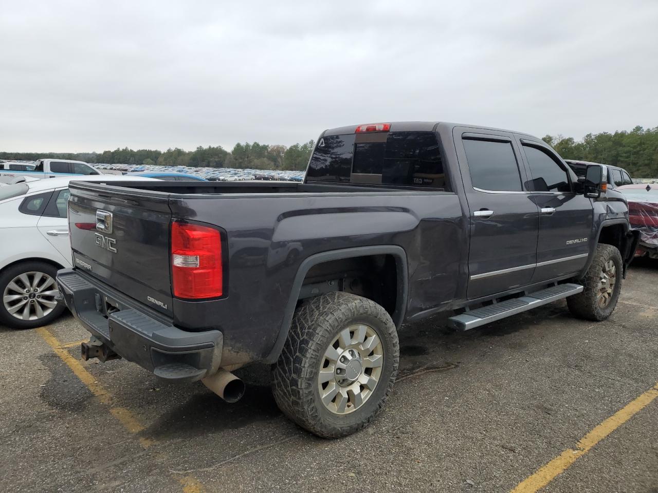 Изображение 3 2015 GMC SIERRA K2500 DENALI 2015 с VIN 1GT120E86FF173590