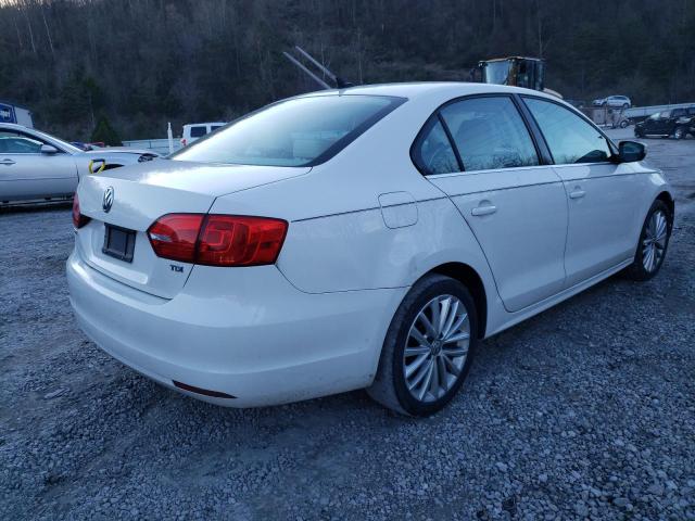 Image 3 of 2013 VOLKSWAGEN JETTA TDI 2013 with VIN 3VWLL7AJ9DM395817