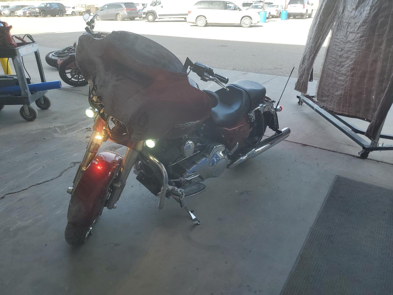 Image 1 of 2016 HARLEY-DAVIDSON FLHXS STREET GLIDE SPECIAL 2016 with VIN 1HD1KRM10GB652488